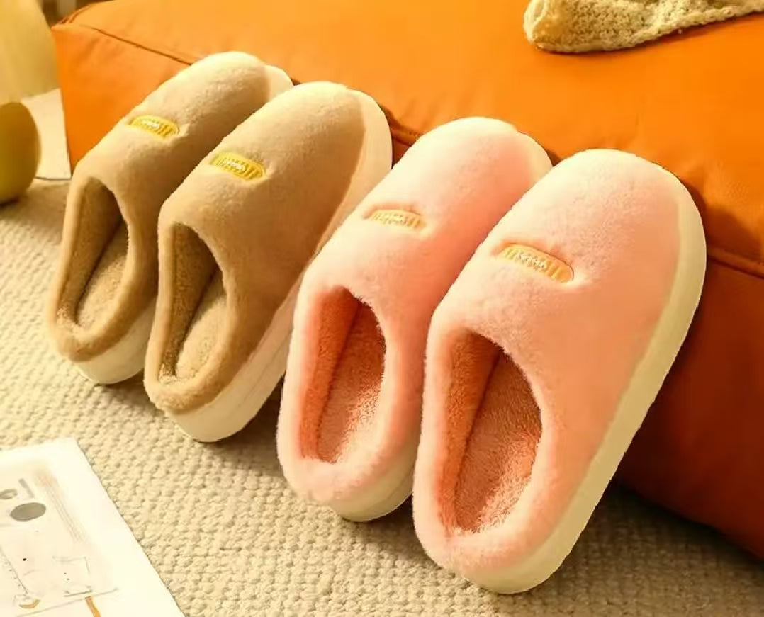 New arrival slippers